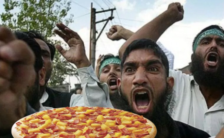 Islámský stát vyhlásil Džihád na konzumenty pizzy Hawai!