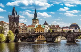Karlův most bude přejmenován na Most božského Káji