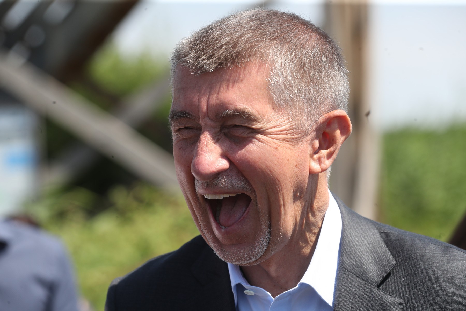 Muž jednal po vzoru Babiše a rozšířil tak nákazu po celém městě