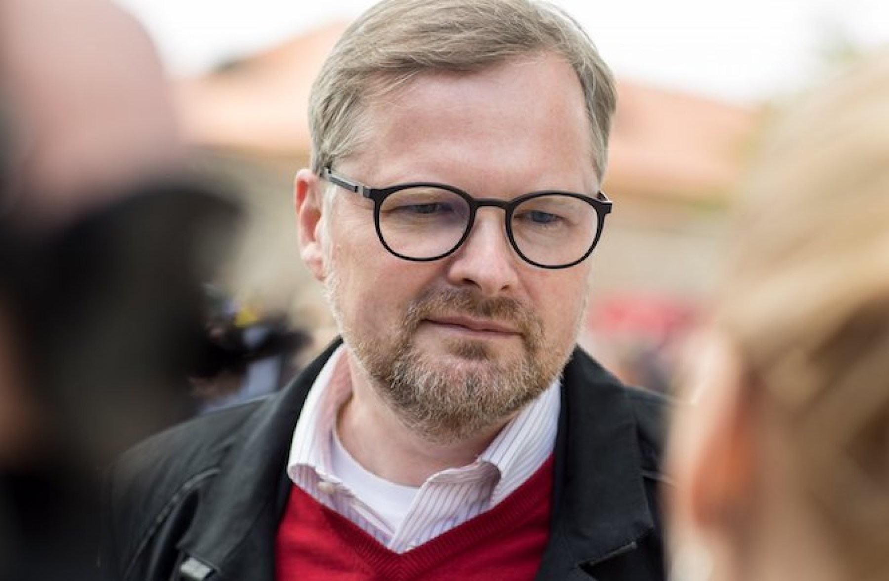Petr Fiala byl kousnut psem. Domníval se, že jde o suchar.