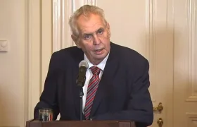 ÚVN dokončila opravu prezidenta Zemana, čekalo se na náhradní díly z Číny