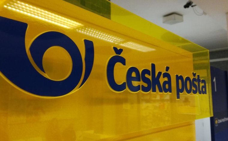 Služba Balík do ruky končí. Pošta ji nahradí Balíkem v prdeli!