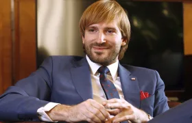 Vyléčil zácpu písní. Ta mu přivodila rakovinu tlustého střeva.