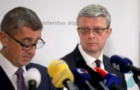 Havlíček přijme post ministra zdravotnictví, koupil si kvůli tomu obraceč času