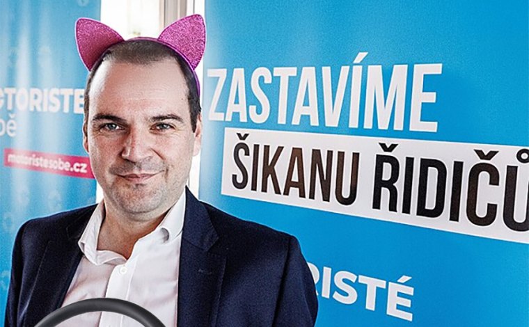 Strana Motoristé sobě vyhrála! Jejich voliči budou nově parkovat na místech pro postižené