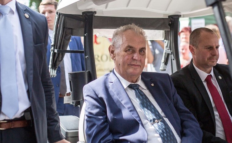 Zpráva o kolapsu prezidenta na Zemi živitelce je sprostá lež!