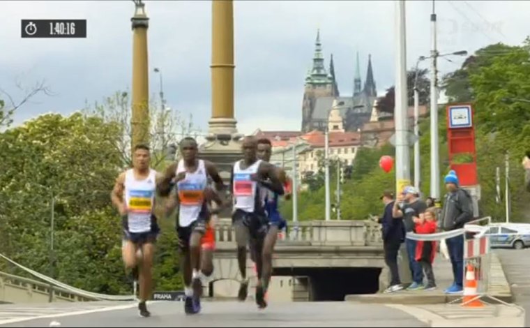BYLI JSME U TOHO! Prahu zaplavili běženci!