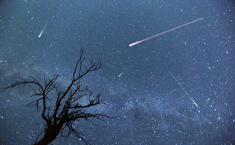 Českou republiku zasype roj hydrometeoritů. Kvůli chemtrails a HAARP nic neuvidíme.