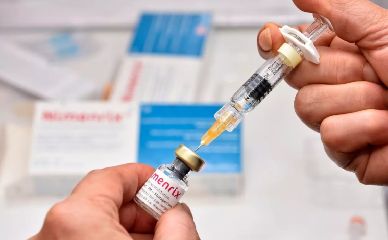 Uživatelka Mimibazaru vymýtila koronavirus i životní funkce nitrožilním podáním dezinfekce!