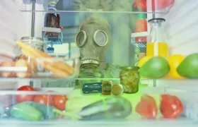 Ruská armáda na Ukrajině konečně našla biologické zbraně. Lednice ukrývala olomoucké tvarůžky